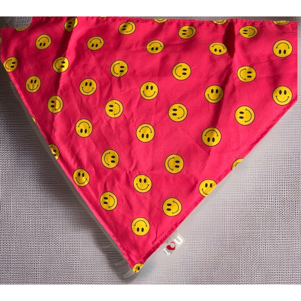 Pet Smiley Face Bandanna Med/Large•hook & Loop Closure• Hot Pink - Picture 3 of 6
